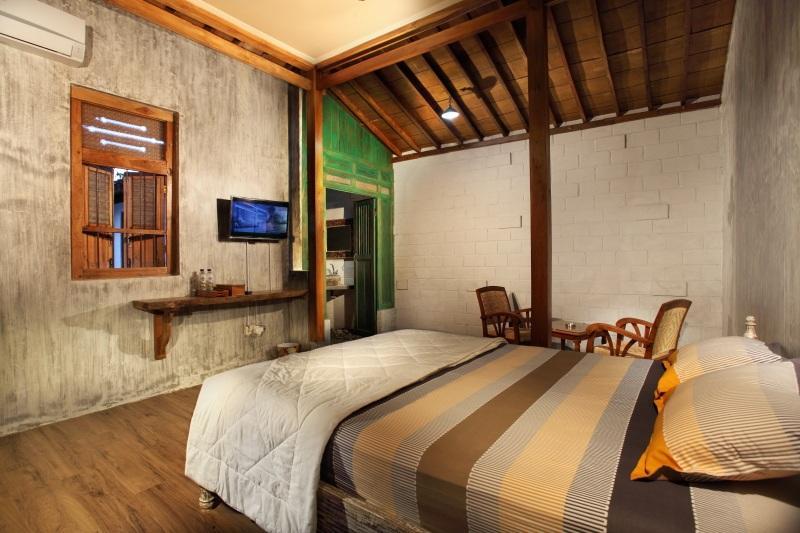 Ndalem Mj Homestay Yogyakarta Exterior photo