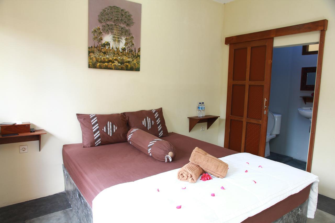 Ndalem Mj Homestay Yogyakarta Exterior photo